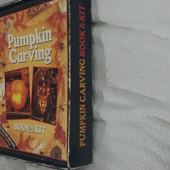 Pumpkin carving kit - Picture 2 of 6